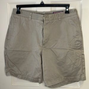 Vineyard Vines Size 34 Club Short - Rarely Worn